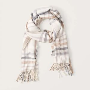 NWT Abercrombie Super Soft Plaid Scarf